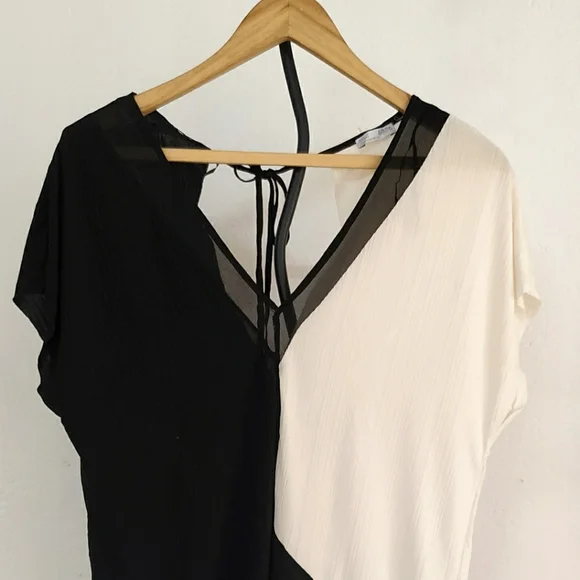 Zara Tops Pleated Blouse - Picture 3 of 7